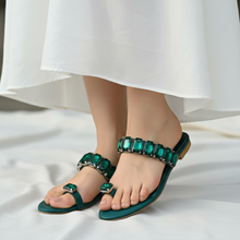 Grace Up Flats 0705