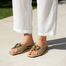 Grace Up Flats 0759