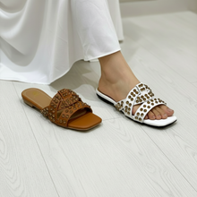Grace Up Flats 0786