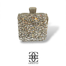 Grace Up Clutch 571