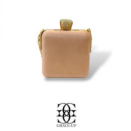 Grace Up Clutch 540