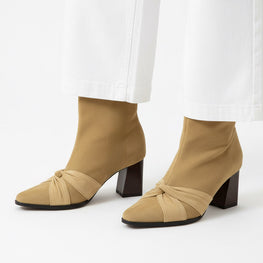 Grace Up Heels 517 Fawn