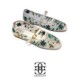 Grace Up Flats 0620