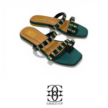Grace Up Flats 702