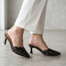 Grace Up Heels 0498